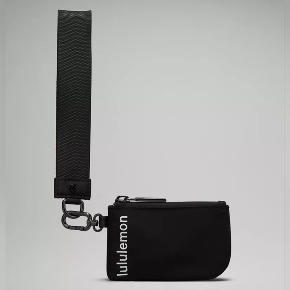 Lululemon Dual Pouch Wristlet Black CHF58 - Picture 4 of 4